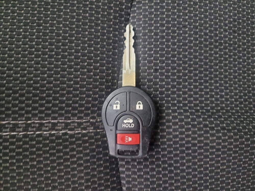 2017 Nissan Sentra in Huntsville, AL 35816 - 18099789 32