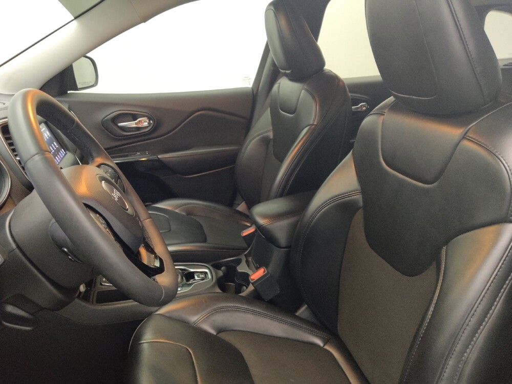 2020 Jeep Cherokee in Jacksonville, FL 32210 - 18099798 17