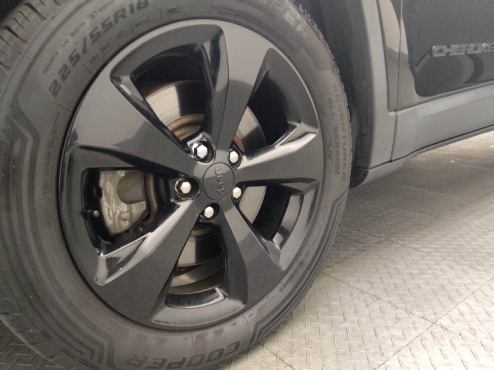 2020 Jeep Cherokee in Jacksonville, FL 32210 - 18099798 31