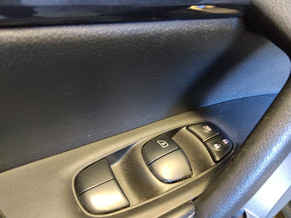 2019 Nissan Rogue in Knoxville, TN 37923 - 18099802 27