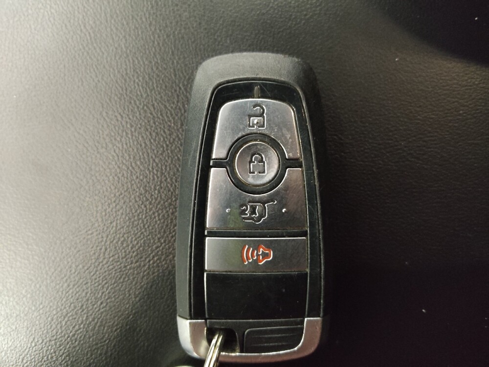 2020 Ford Explorer in Bradenton, FL 34207 - 18099803 32