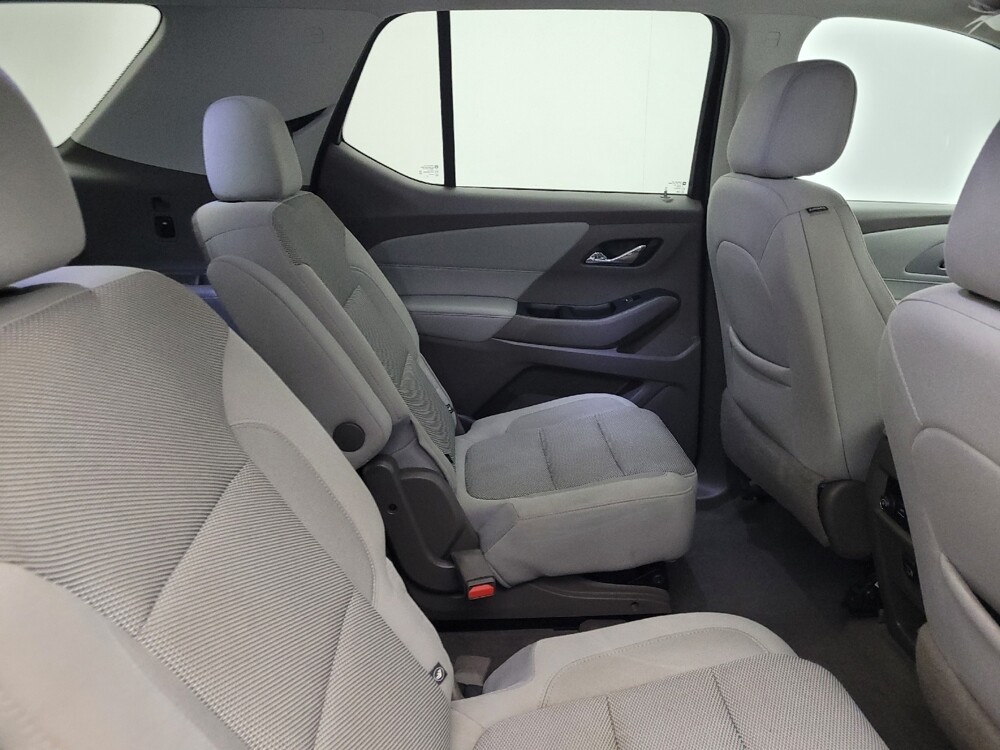 2021 Chevrolet Traverse in Columbia, SC 29210 - 18099806 19