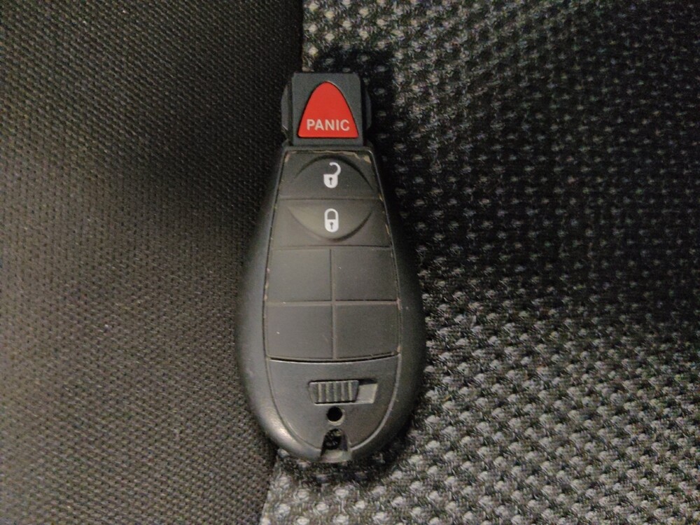 2019 Jeep Cherokee in Baton Rouge, LA 70816 - 18099811 32