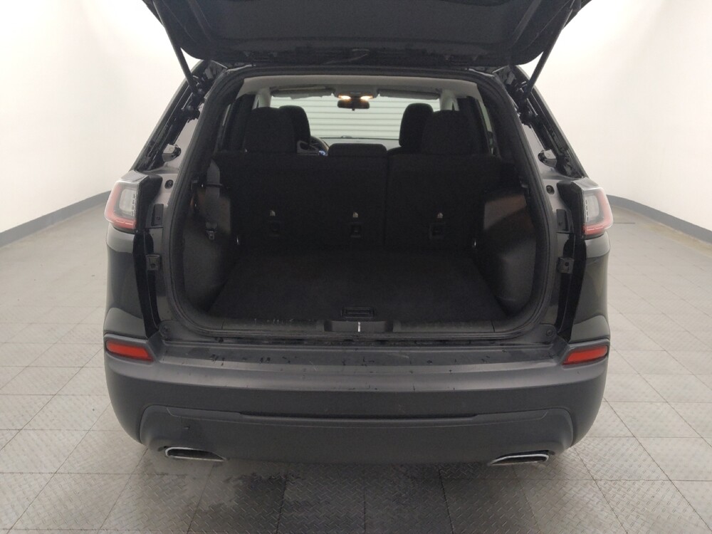 2019 Jeep Cherokee in Baton Rouge, LA 70816 - 18099811 29