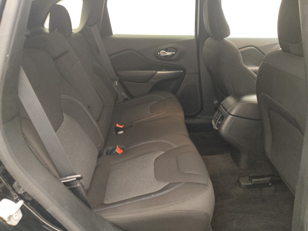 2019 Jeep Cherokee in Baton Rouge, LA 70816 - 18099811 19