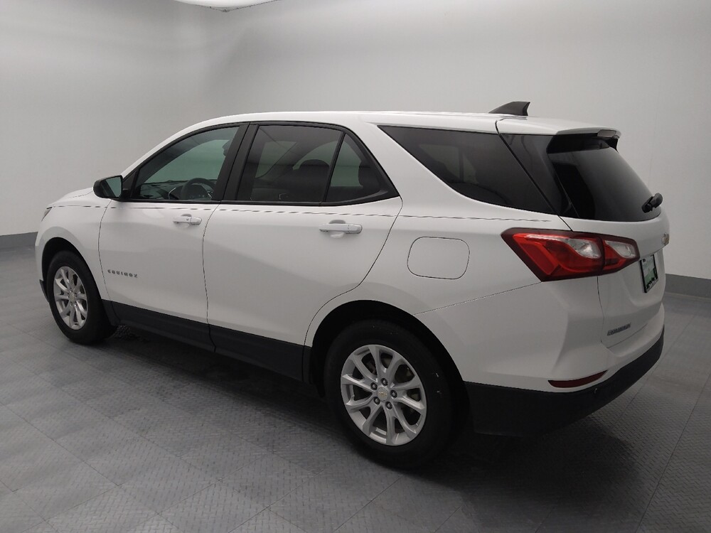 2021 Chevrolet Equinox in Gladstone, MO 64118 - 18099816 3