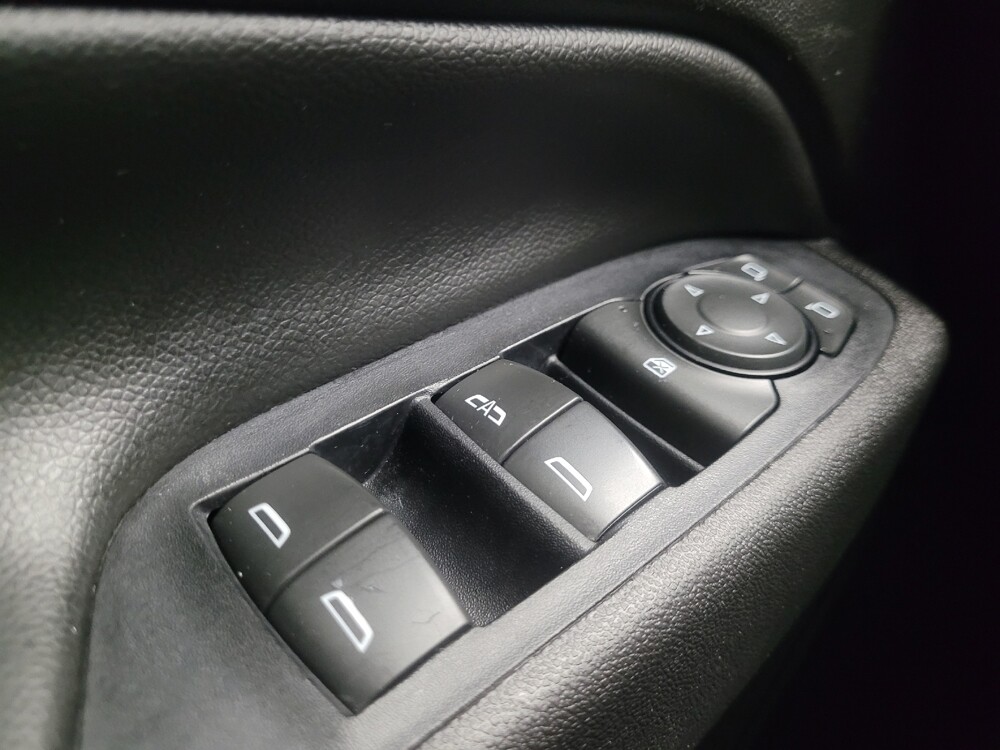 2020 Chevrolet Equinox in Mishawaka, IN 46545 - 18099819 27