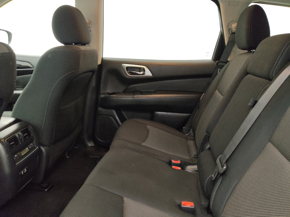 2020 Nissan Pathfinder in Fort Myers, FL 33907 - 18099820 18