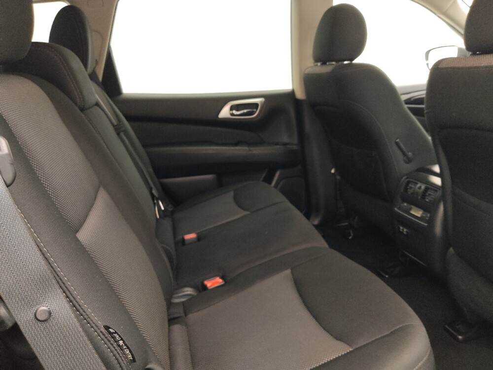 2020 Nissan Pathfinder in Fort Myers, FL 33907 - 18099820 19