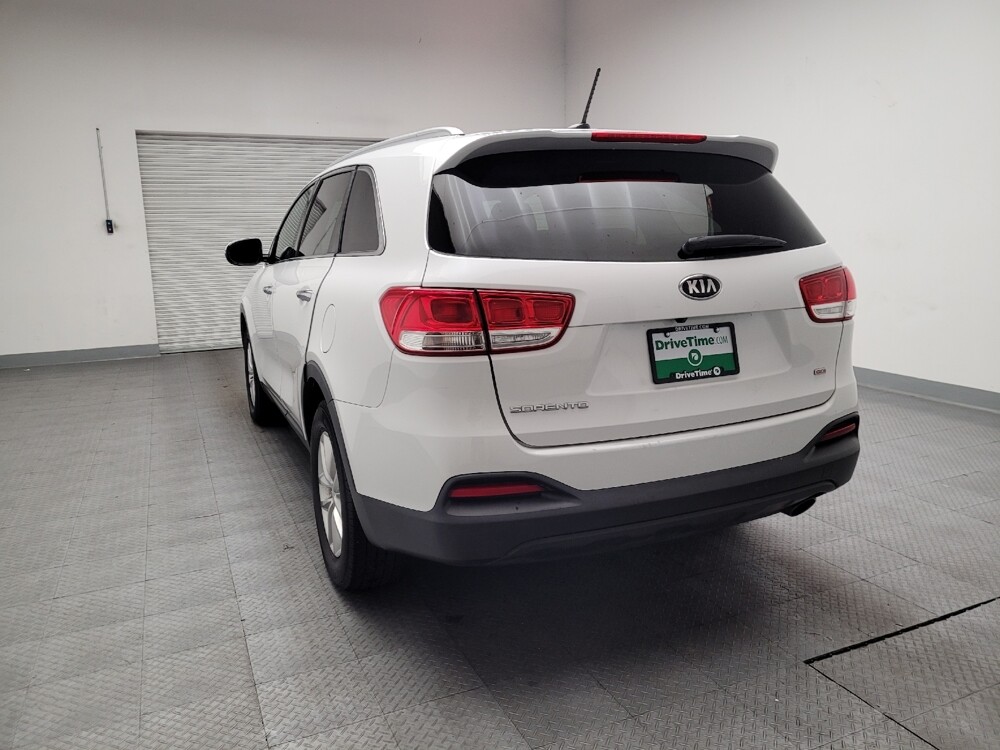 2016 Kia Sorento in Sacramento, CA 95821 - 18099821 6