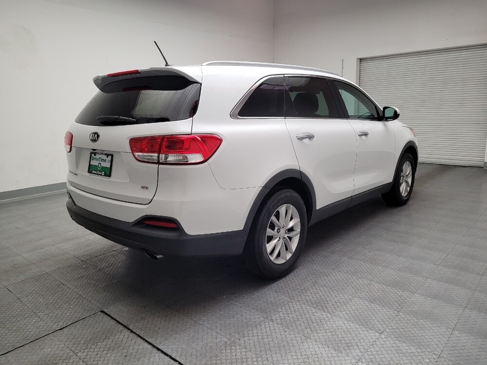 2016 Kia Sorento in Sacramento, CA 95821 - 18099821 9