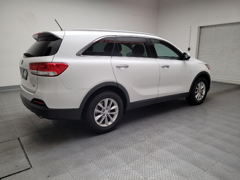 2016 Kia Sorento in Sacramento, CA 95821 - 18099821 10