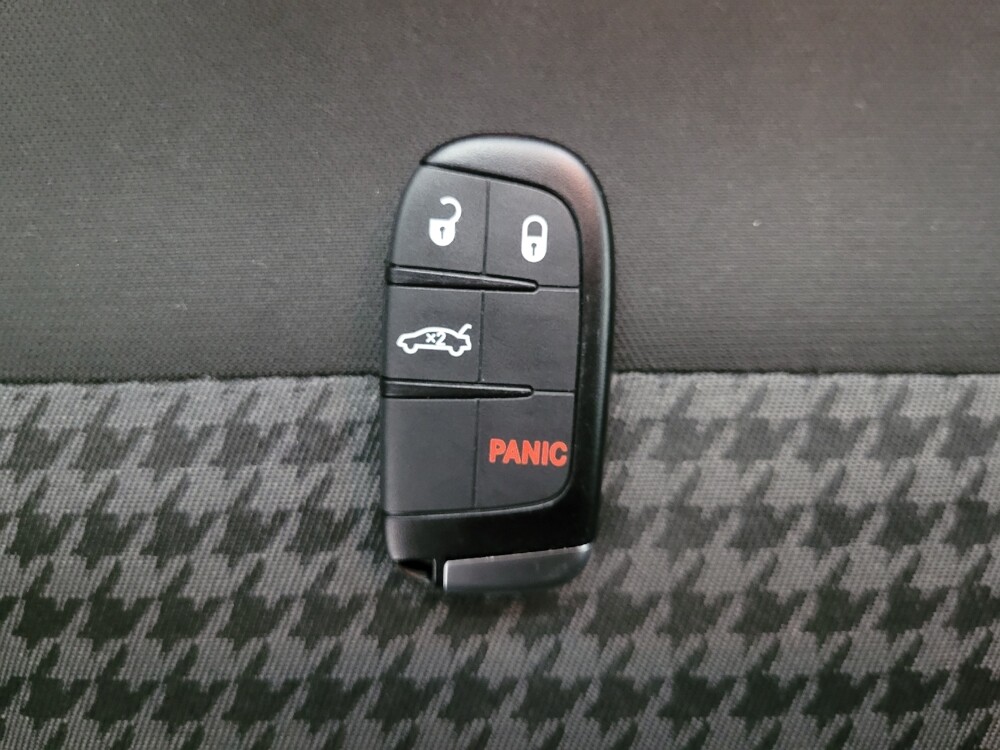 2019 Dodge Challenger in Las Vegas, NV 89102 - 18099823 32