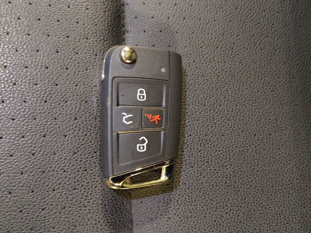 2016 Volkswagen Golf in Gainesville, FL 32609 - 18099827 32