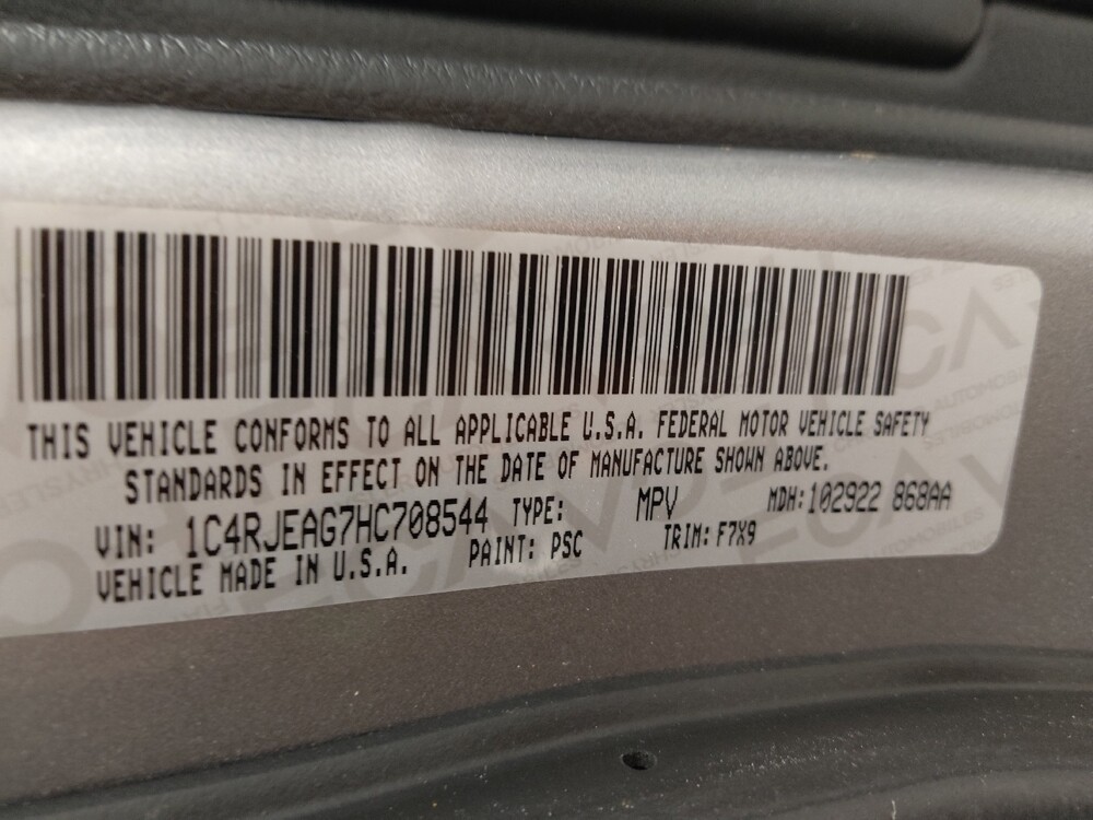 2017 Jeep Grand Cherokee in Huntsville, AL 35816 - 18099831 33