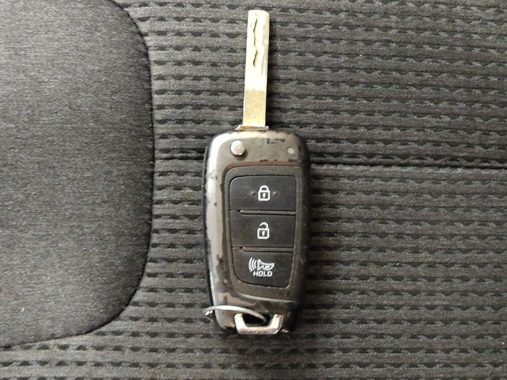 2020 Hyundai Santa Fe in Fairfield, OH 45014 - 18099833 32