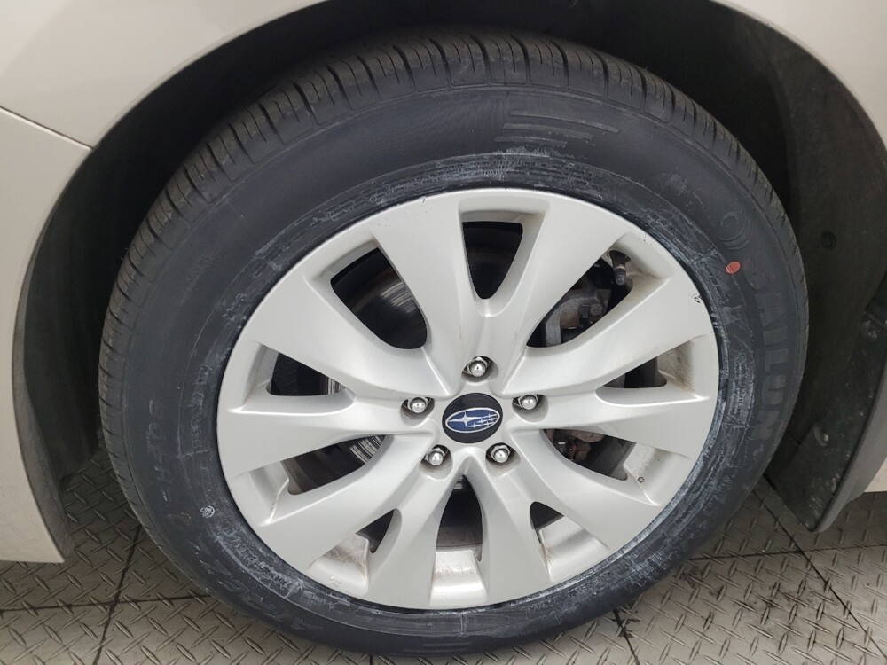 2015 Subaru Legacy in Glendale, AZ 85301 - 18099835 31