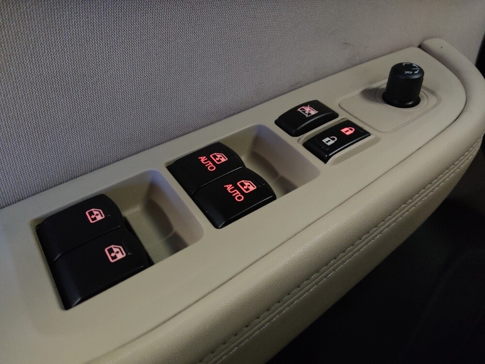 2015 Subaru Legacy in Glendale, AZ 85301 - 18099835 27