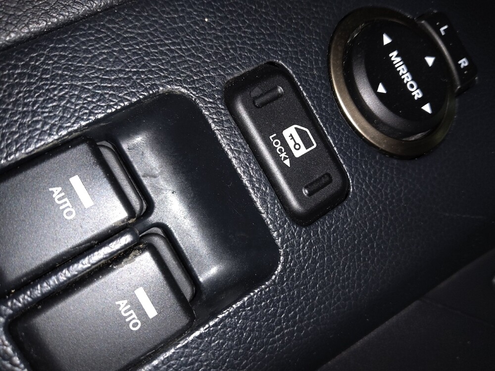 2015 Hyundai Genesis Coupe in Raleigh, NC 27604 - 18099837 27