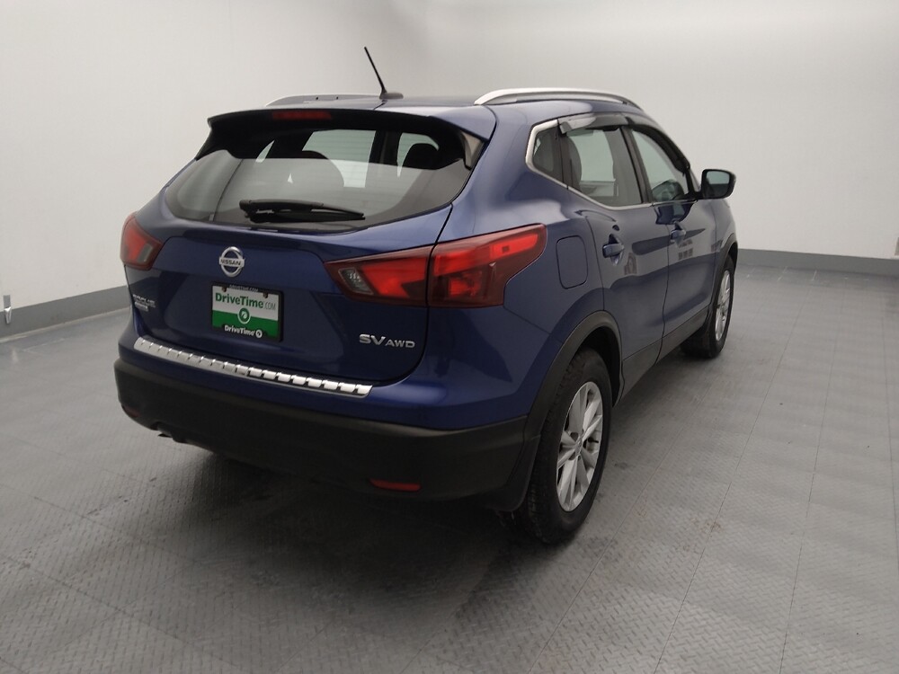 2017 Nissan Rogue Sport in Gladstone, MO 64118 - 18099838 7