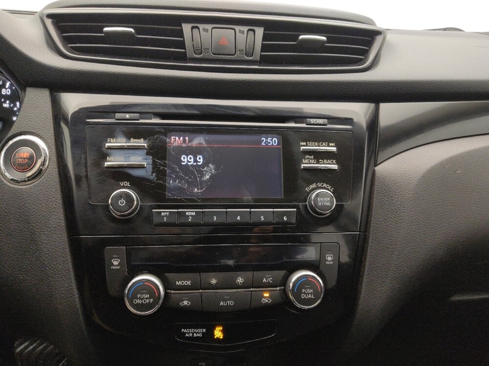 2017 Nissan Rogue Sport in Gladstone, MO 64118 - 18099838 25