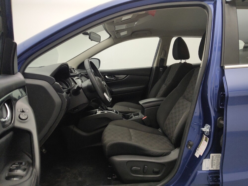 2017 Nissan Rogue Sport in Gladstone, MO 64118 - 18099838 17