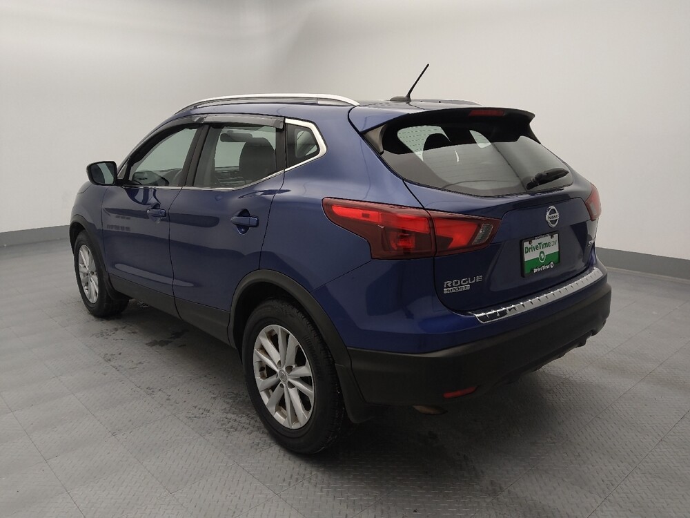 2017 Nissan Rogue Sport in Gladstone, MO 64118 - 18099838 5