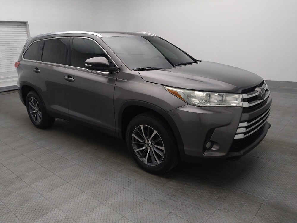 2019 Toyota Highlander in Jacksonville, FL 32225 - 18099842 11
