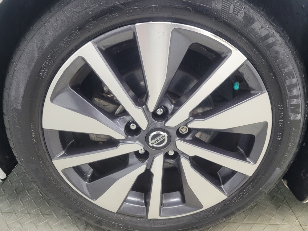 2020 Nissan Sentra in Ft Wayne, IN 46805 - 18099847 31