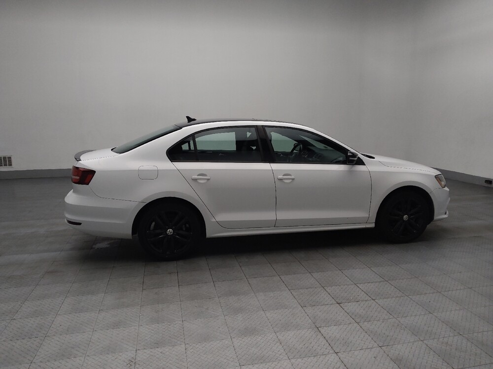 2018 Volkswagen Jetta in Conyers, GA 30094 - 18099848 10