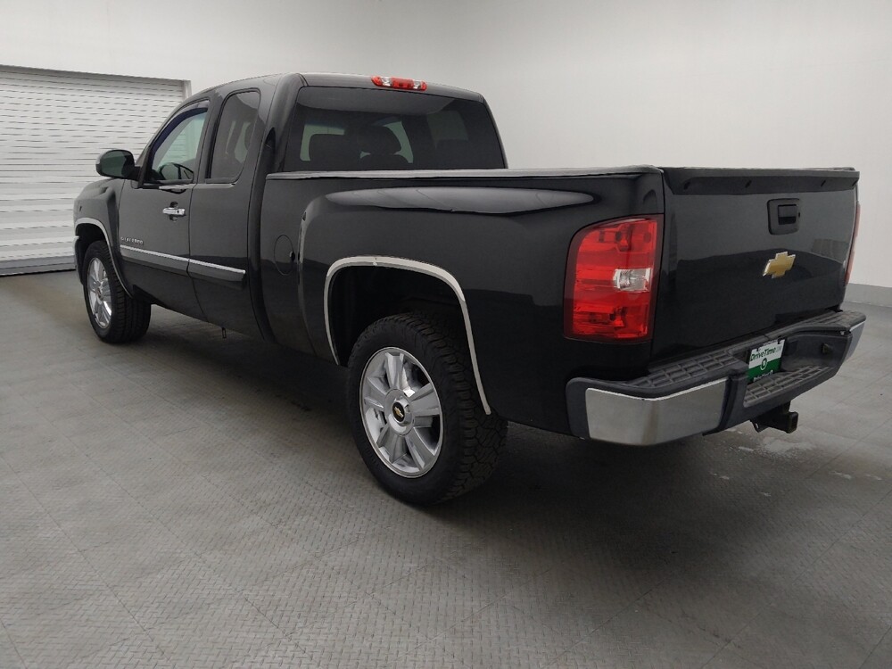 2013 Chevrolet Silverado 1500 in Jacksonville, FL 32225 - 18099851 5