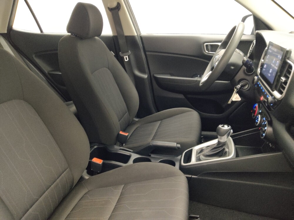 2021 Hyundai Venue in Hialeah, FL 33014 - 18099859 21