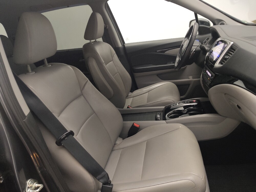 2017 Honda Pilot in Marietta, GA 30062 - 18099863 21