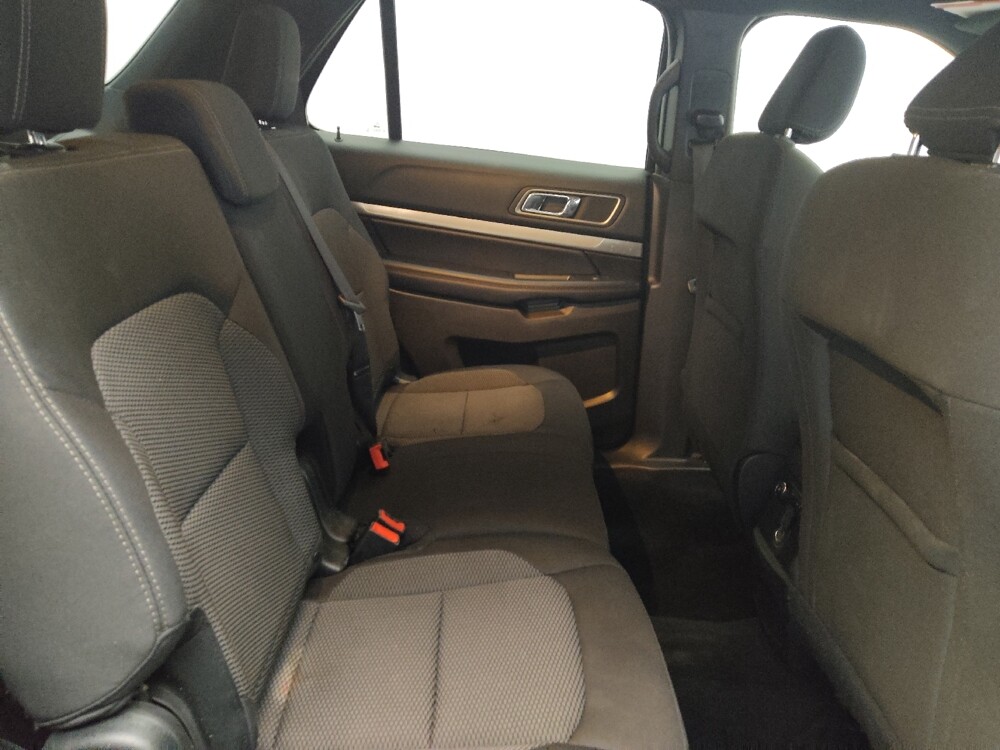2018 Ford Explorer in Marietta, GA 30062 - 18099865 19