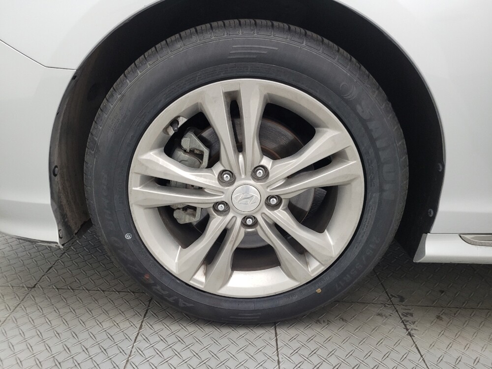 2018 Hyundai Sonata in Phoenix, AZ 85022 - 18099866 31