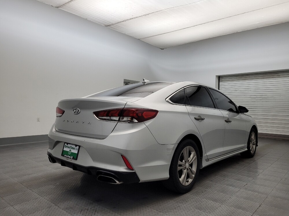 2018 Hyundai Sonata in Phoenix, AZ 85022 - 18099866 9