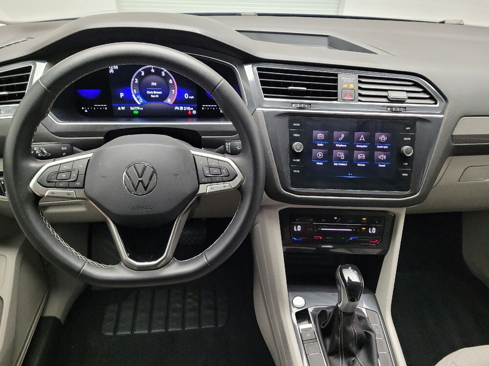 2022 Volkswagen Tiguan in Bakersfield, CA 93309 - 18099871 22
