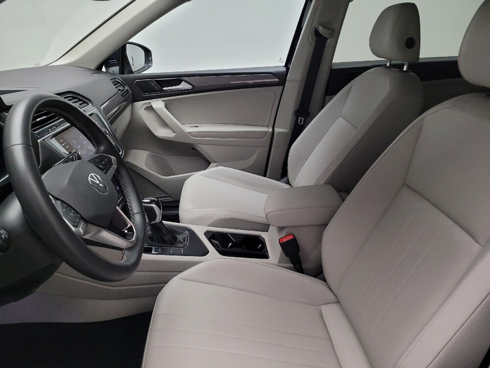 2022 Volkswagen Tiguan in Bakersfield, CA 93309 - 18099871 17