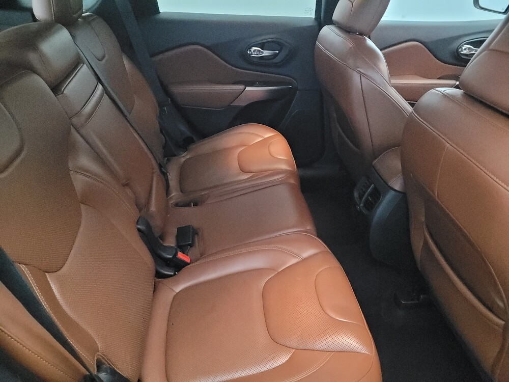 2019 Jeep Cherokee in Allentown, PA 18103 - 18099872 19