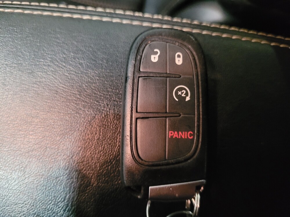 2016 Jeep Cherokee in Allentown, PA 18103 - 18099874 32