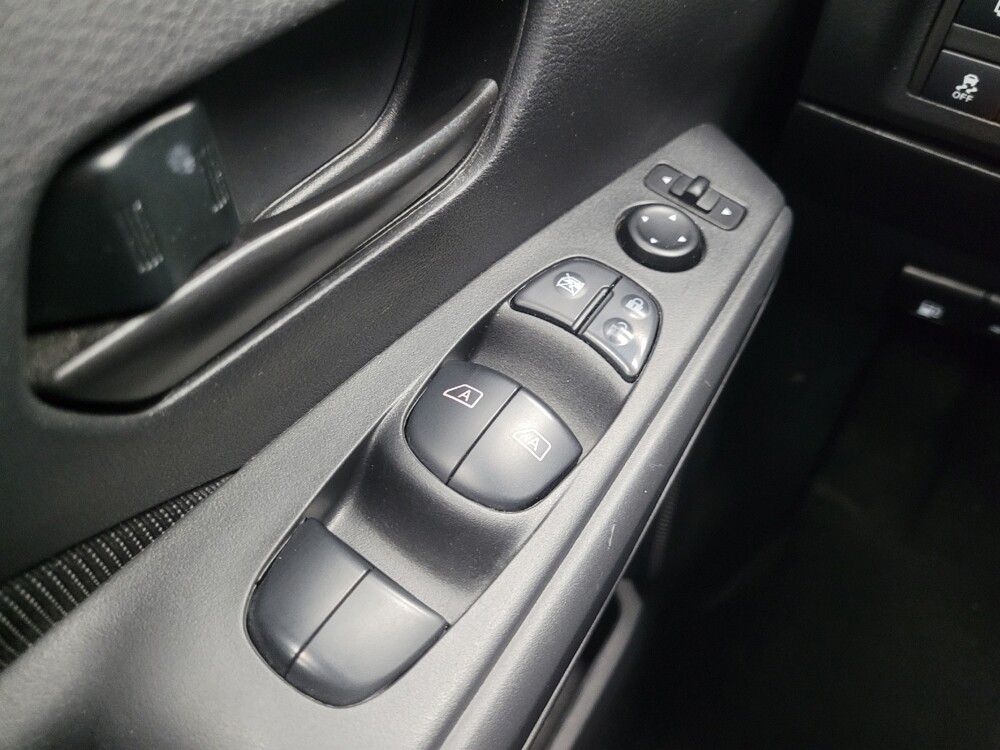 2021 Nissan Kicks in Indianapolis, IN 46222 - 18099880 27