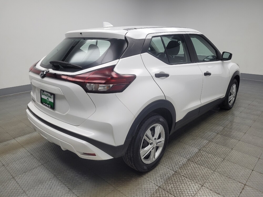2021 Nissan Kicks in Indianapolis, IN 46222 - 18099880 9
