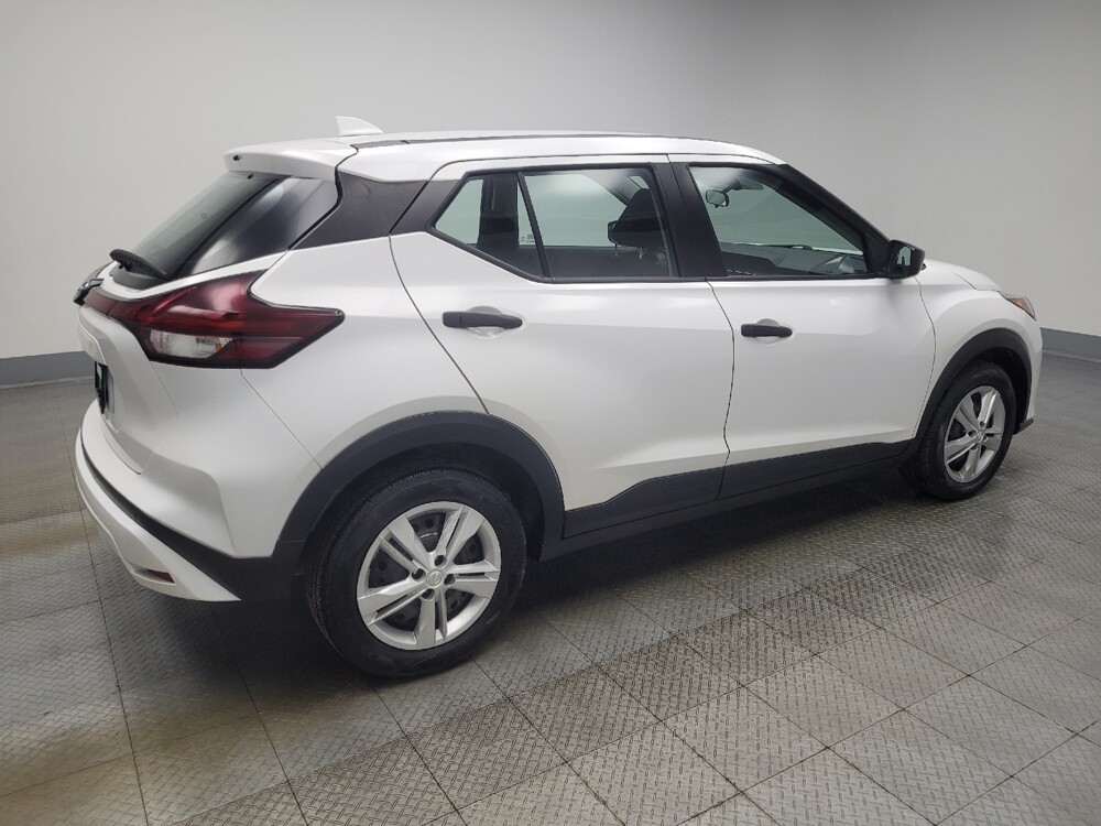 2021 Nissan Kicks in Indianapolis, IN 46222 - 18099880 10