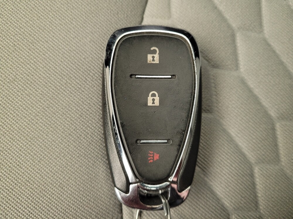 2019 Chevrolet Equinox in Columbus, OH 43228 - 18099886 32