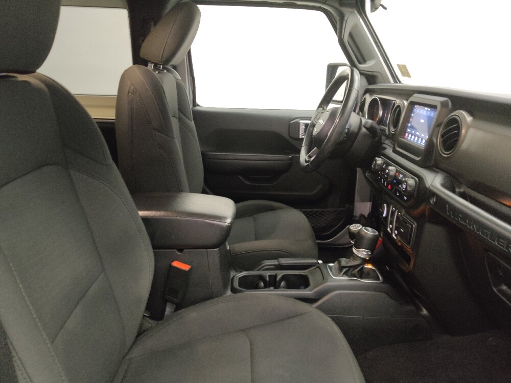 2020 Jeep Wrangler in Lombard, IL 60148 - 18099887 21