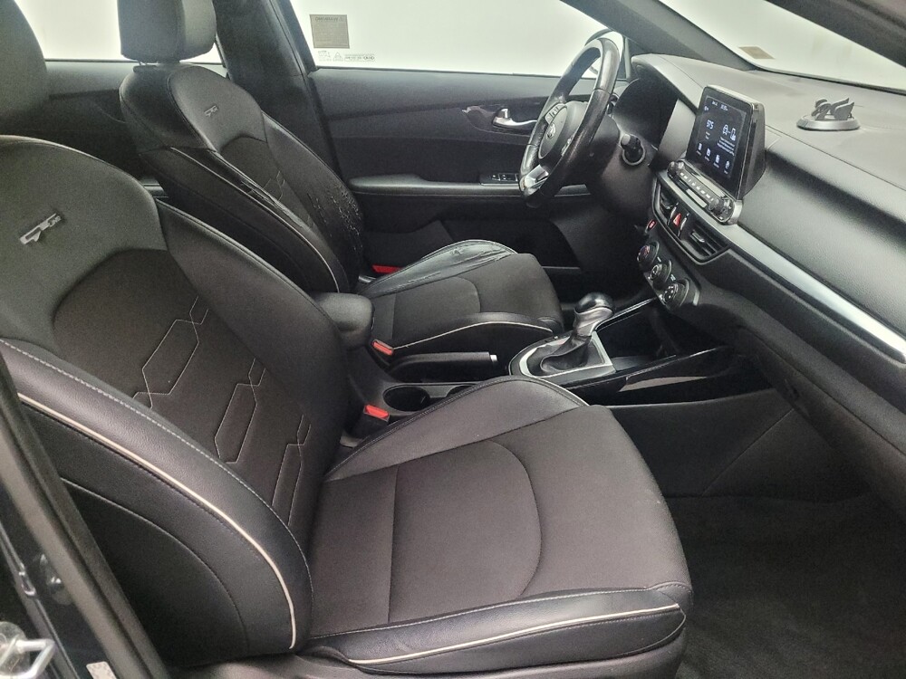 2020 Kia Forte in Fresno, CA 93726 - 18099888 21