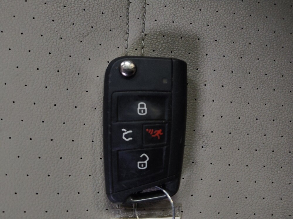 2015 Volkswagen Golf in Bradenton, FL 34207 - 18099889 32