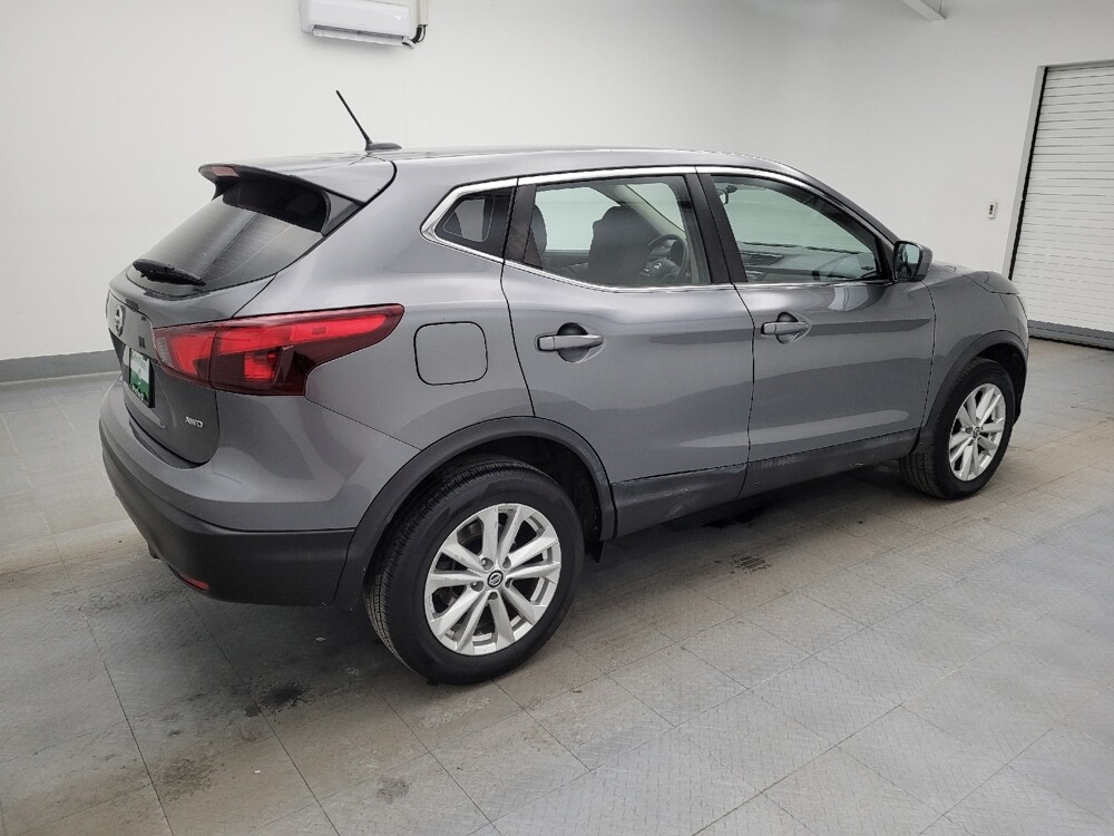 2019 Nissan Rogue Sport in Maple Heights, OH 44137 - 18099890 10