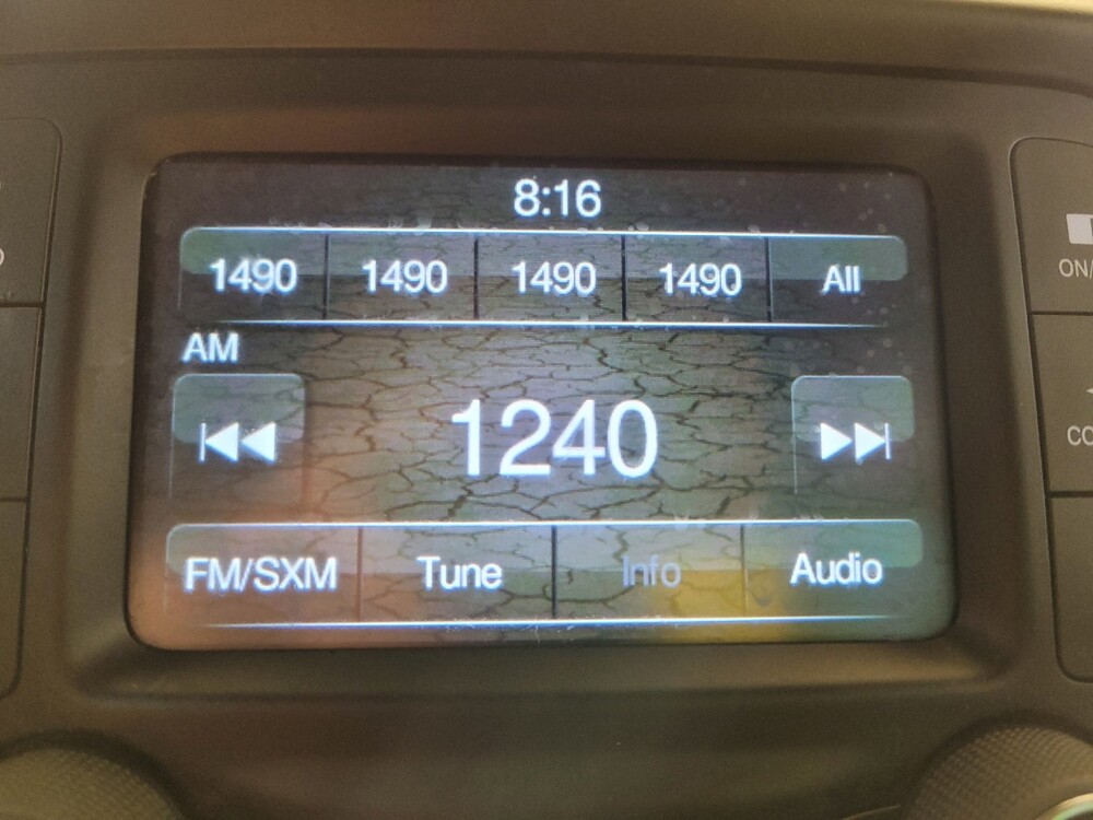 2017 Jeep Renegade in Maple Heights, OH 44137 - 18099891 25