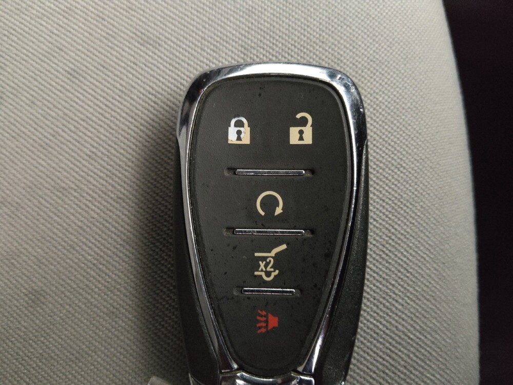 2018 Chevrolet Equinox in Midlothian, IL 60445 - 18099892 32